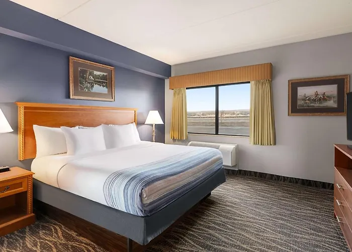 Americinn By Wyndham Near Of Wyoming Hotel Laramie