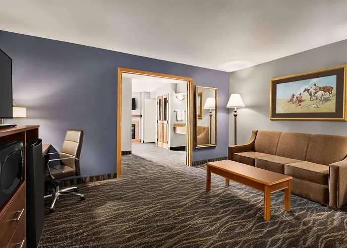 Hotel Americinn By Wyndham Near Of Wyoming 3*