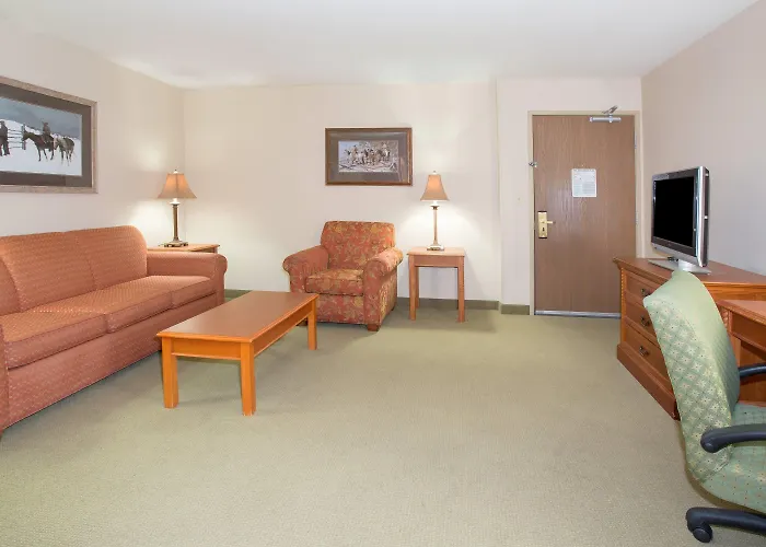 Americinn By Wyndham Near Of Wyoming 3*